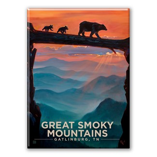 Gatlinburg TN Bear Crossing Magnet | American Made