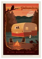 Yellowstone NP is for Nature Lovers Single Magnet