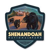 Shenandoah NP Bear Jam Emblem Wood Magnet